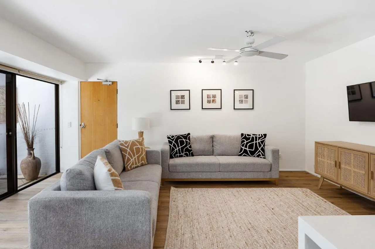 7 28 Viewland Drive Noosa Heads Apartment 0*,