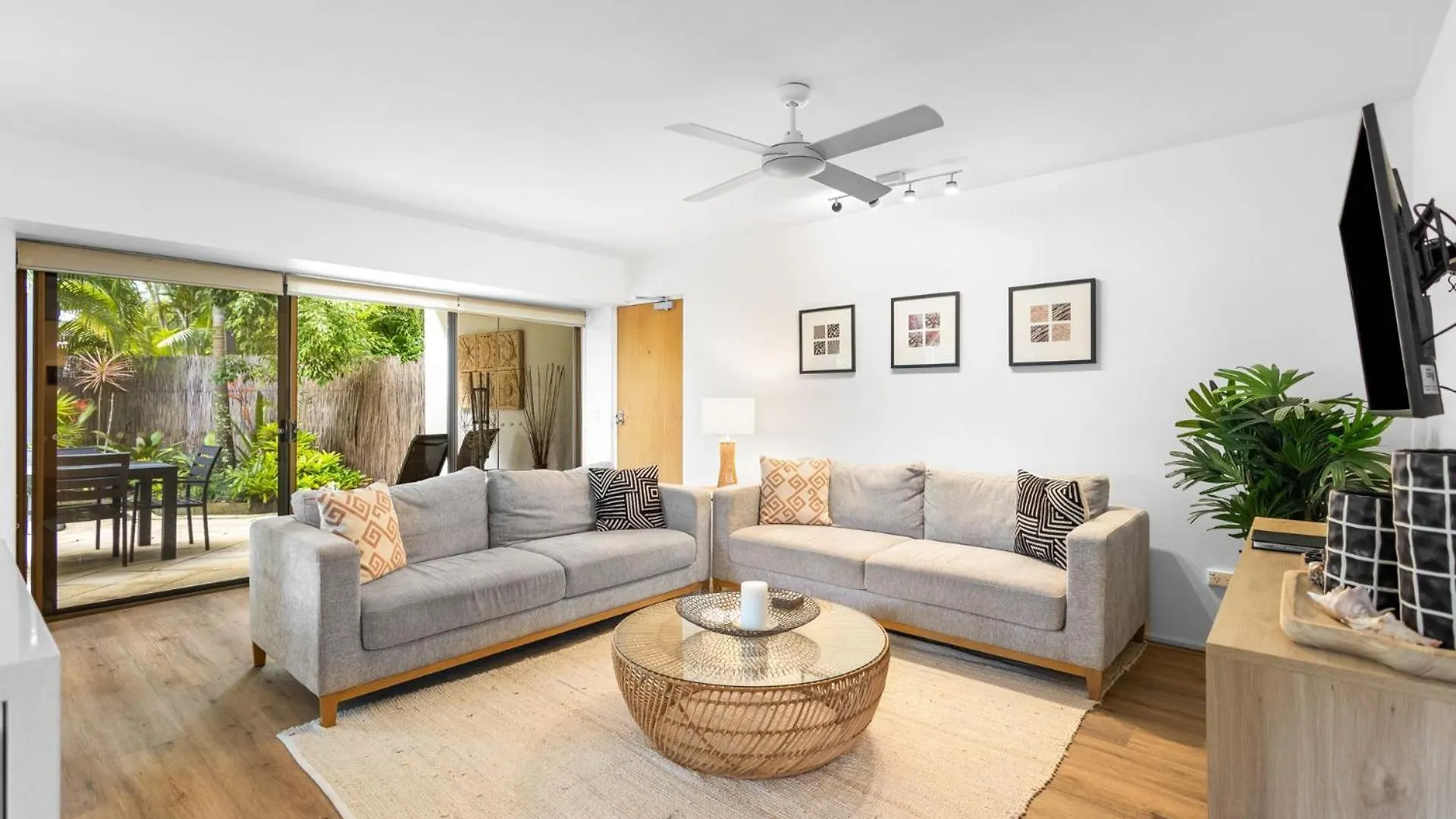 דירות 7 28 Viewland Drive נוסה